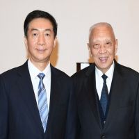 新任香港中聯辦主任駱惠寧拜會董建華 請益香港問題
