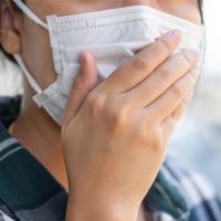 武漢肺炎又遇上流感高峰期 到底戴不戴口罩？