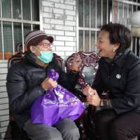 臺北市榮民服務處處長池玉蘭關懷年長榮民並提醒防疫措施
