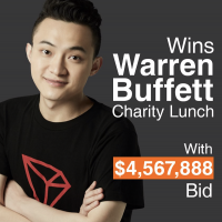 終於與巴菲特一同用餐！你還記得以456萬美元標下慈善午餐的孫宇晨嗎？