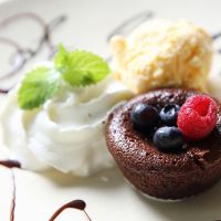 【影】情人節DIY巧克力蛋糕 營養師無麩質食譜大公開