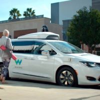 才剛增資就發表第五代自駕車系統 Waymo新技術可在車內看見500公尺內物體