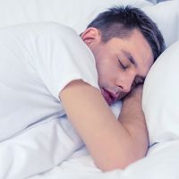 睡眠呼吸中止症不僅增加心血管病風險 也提高失智率
