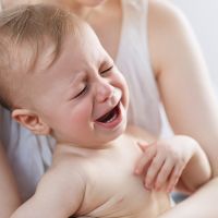寶寶排便時總是哭鬧不止 原因可能與肛門疼痛有關