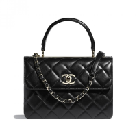 酷女孩的公事包！Chanel、Gucci、Bvlgari、Chloé...10款「手提掀蓋包」氣質、氣場一次顧！