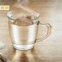 吸蒸氣、鹽水漱口可防疫？　專家闢謠