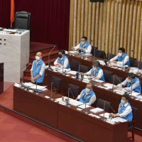 高市議會臨時會  韓國瑜報告二備金用處