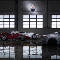 致敬傳奇賽車手Stirling Moss‧Maserati發表MC20客製塗鴉原型車