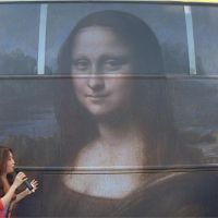 快來搭！屏東藝術公車啟動 10幅世界名畫趴趴走