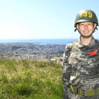 韓國足球一哥孫興慜退伍！海軍陸戰隊第一名結訓