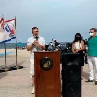 佛州邁阿密海灘國慶日不開 市長遭嗆聲場面尷尬