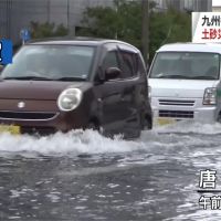 暴雨重擊九州 熊本多條河川氾濫、洪水湧進民宅