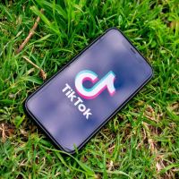 求職網列新鮮人夢幻企業排名!科技業居多 Tik Tok名列前茅擠下Google