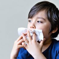 男童鼻炎誘發結膜炎眼睛紅癢 這些過敏原應注意