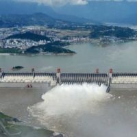 長江第三波洪水將至？三峽大壩安全性引發質疑