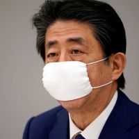 日本連假國旅不見人潮 安倍政府要再發八千萬片布口罩