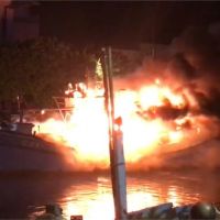 颱風逼近 漁港驚傳火燒船 幸無人員傷亡