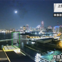 畫面曝光！日本關東夜空奇景 巨大火球劃過天空發出燃燒白光