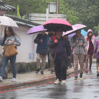 快新聞／雨帶擴大！ 氣象局對全台18縣市發布豪雨、大雨特報