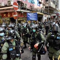 快新聞／港人遊行訴求重啟選舉 至少30人被捕