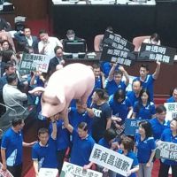 吃萊豬有好處？蘇揆：台灣走向全球經濟新舞台 得到世界尊敬
