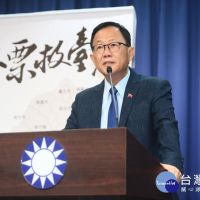 藍營拋「一國兩府」　王定宇轟「中共的卒仔」：國民黨跟台灣人有仇嗎？
