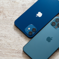 iPhone 12 藍、12 Pro 太平洋藍開箱：外觀評價、夜拍攝影、5G 測試和使用心得