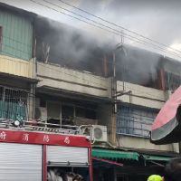 快新聞／台南安南區今早傳火警 延燒三戶一老人嗆傷送醫