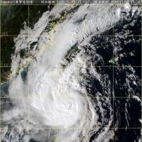 閃電颱風來襲 高市勞工局提醒 有備無患 安全第一