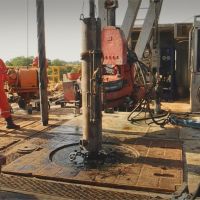 中油非洲查德挖到石油 「第一桶油」12月底台