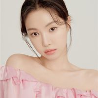 Apink孫娜恩最新時尚雜誌畫報公開 展現耀眼外貌