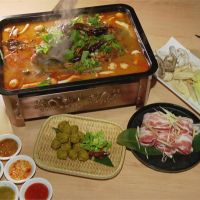 泰國菜也賣火鍋 泰式烤魚火鍋檸香酸辣
