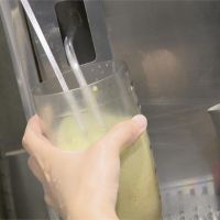 「冬季限定飲品」想加熱 客怨竟要多加5元