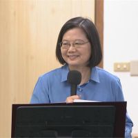 快新聞／蔡英文滿意度過半 民進黨：用行動改變台灣