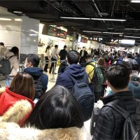 快新聞／高鐵桃園新竹間「大型氣球纏繞電車線」 乘客：列車3度暫停