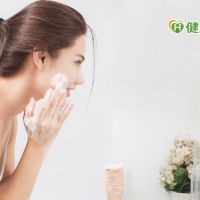 洗臉次數多就乾淨嗎？　了解膚質清洗最乾淨