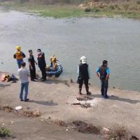 快新聞／釣客突墜貓羅溪失蹤 消防出動橡皮艇搶救尋獲時身亡
