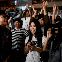 朕不給你，你不能搶！中國人大修改香港選制 失去議場的民主派 會走回街頭嗎？