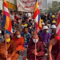 紀念33年前民主烈士 緬甸示威遭鎮壓已5死
