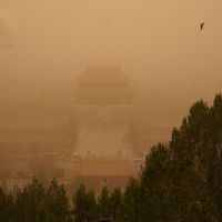 超大沙塵暴籠罩大陸北方12省市　PM2.5嚴重超標