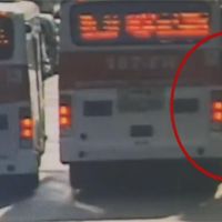 騎士停公車停靠區 公車司機按喇叭爆衝突
