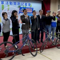 以台灣為畫布、騎鐵馬作畫 「自行車大藝術家」活動開跑