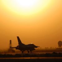 伊拉克空軍基地遭火箭襲擊 至少5人受傷