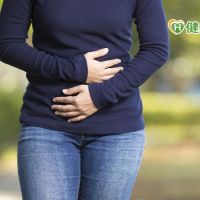 熟女長期憋尿　恐引發膀胱無力、尿道發炎