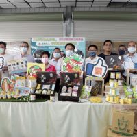 台南市農產運銷公司推出全新2款鳳梨食品禮盒 黃偉哲：讓鳳 梨價值及美味都升級！