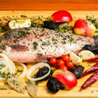 多吃魚可抑制發炎！關節退化常痠痛？強筋健骨的4大類食物