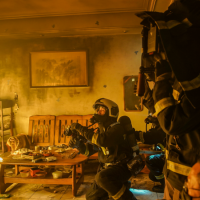 韋禮安為《火神的眼淚》打造片頭曲！複製火場氛圍拍MV， 爆一度拍到缺氧