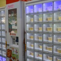 食得安心、吃得開心　嘉大引進行動支付智能販賣機