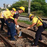 台鐵成功到彰化西主正線修復　影響2700多名旅客