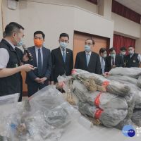 竹市警破獲室內大麻工廠　查扣市價近5億元
